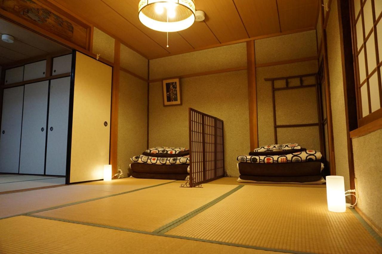 Guesthouse Ten-Roku - Female Only Osaka Exteriör bild